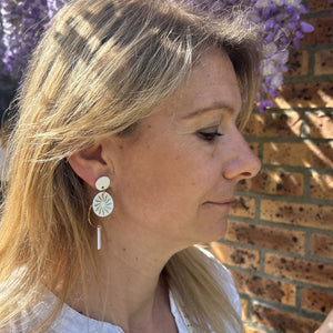 Boucles d'oreilles en nacre Flora