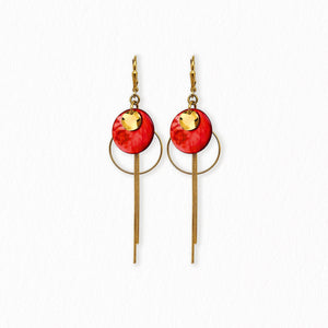 Boucles d'oreilles en nacre rouge Dormeuses Lou