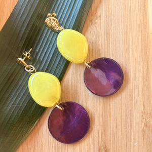 Boucles-oreilles-nacre--la-petite-sardine-bijoux-bo-jaune