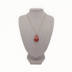Collier-nacre-corail-la-petite-sardine-bijoux-Elma