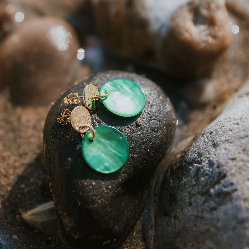Boucles d'oreilles nacre vert