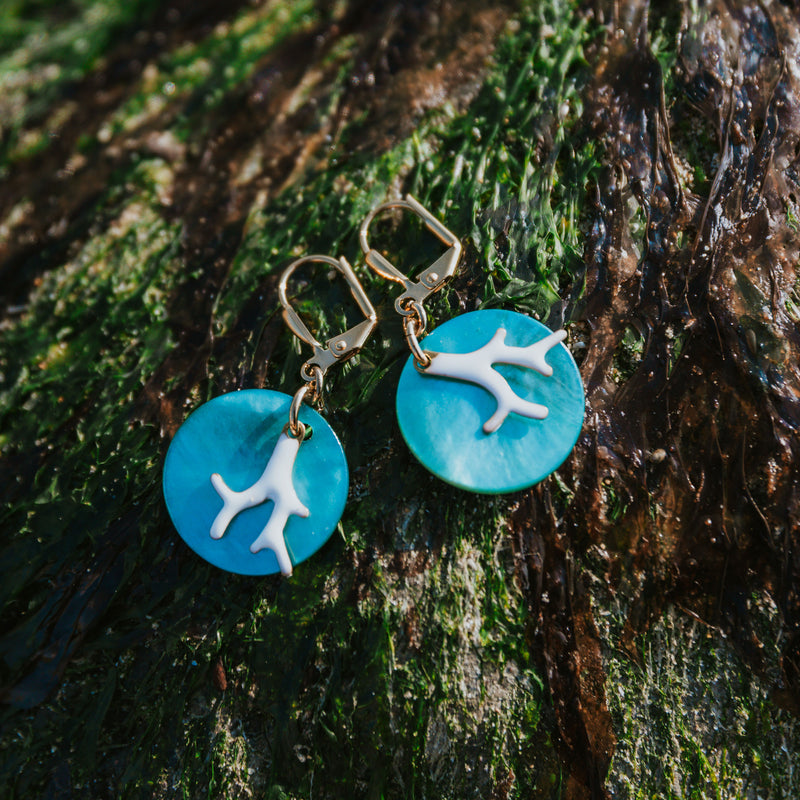 Boucles d'oreilles nacres Corail