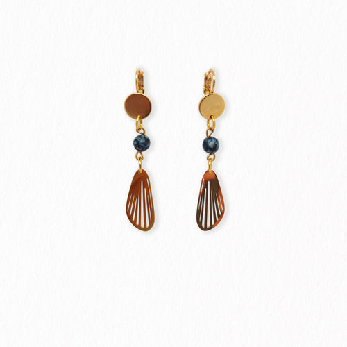 Boucles d'oreilles pendante aile de papillon de marque La Petite Sardine Bijoux