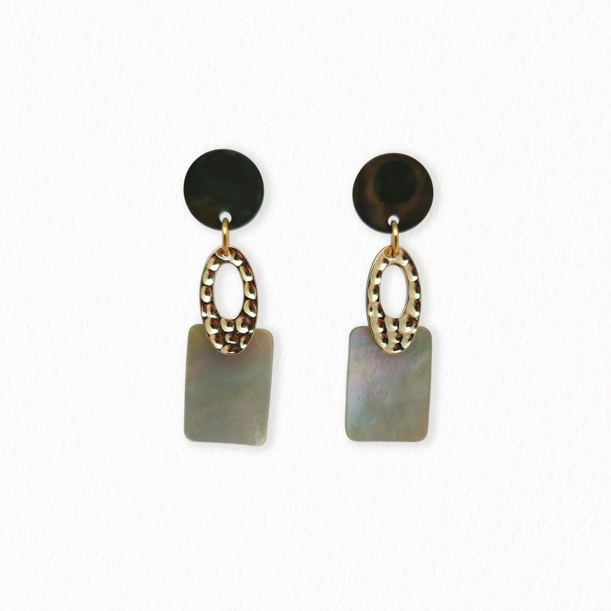 Boucles d'oreilles nacres Daphné