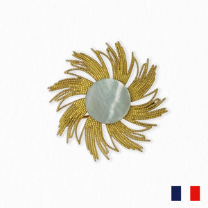 Broche en nacre Tourbillon