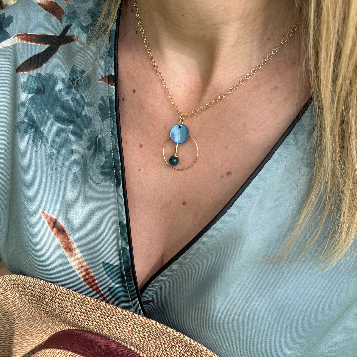 collier en nacre modèle Sarcelle 