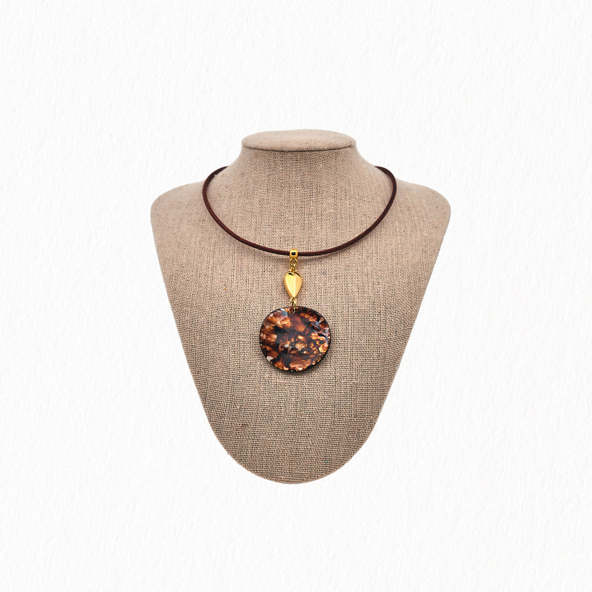 Collier Moire